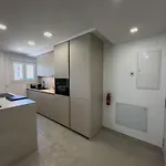 Frontal Centro Internacional A123 Apartmán *