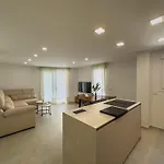 Frontal Centro Internacional A123 Apartamento